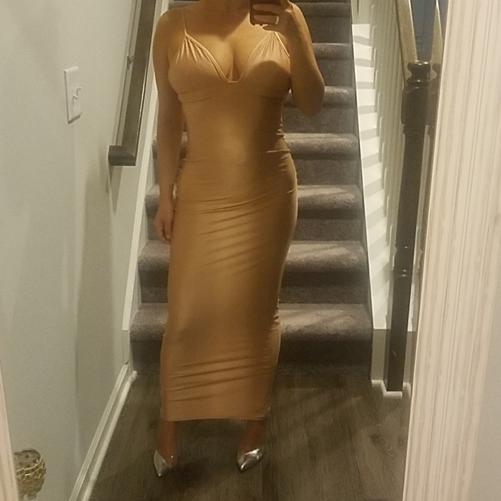 Femme champagne shinny sexy dress